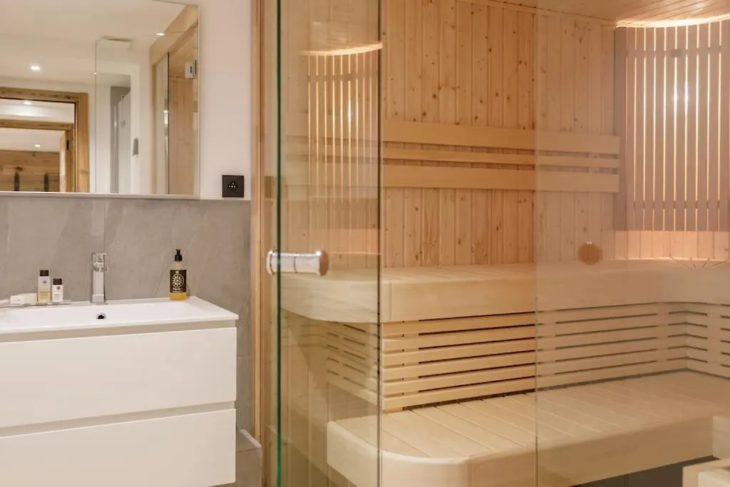 Chalet Claudia By Brennus Chamonix 0*,  Francie